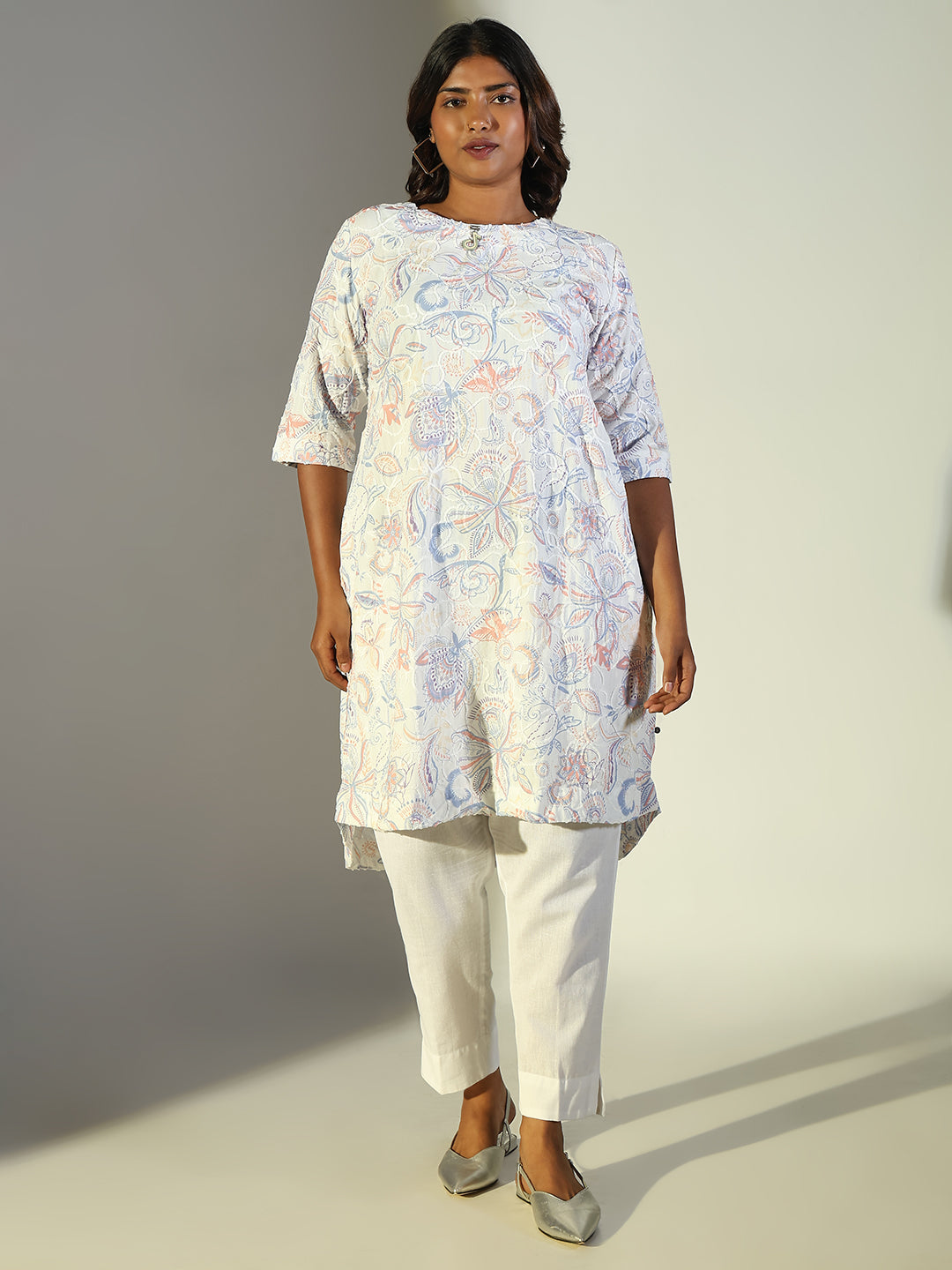 Women's White Floral Straight Kurta