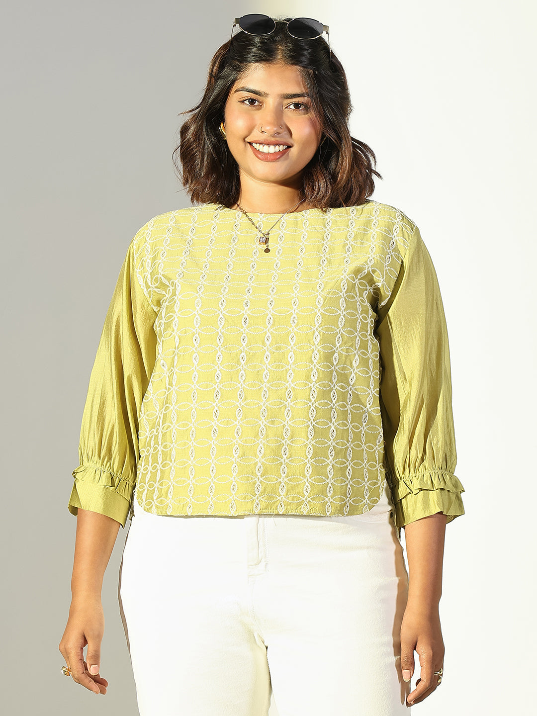 Women's Green Embroidered Puff Sleeve Top