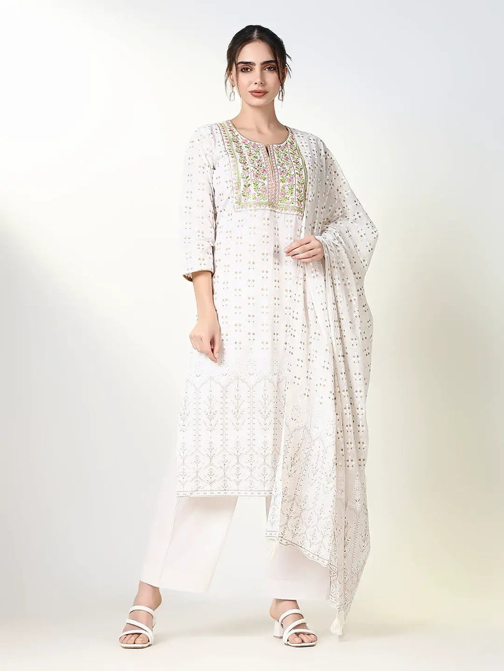 Women's Floral Prints Off White Straight Kurta Set with Dupatta