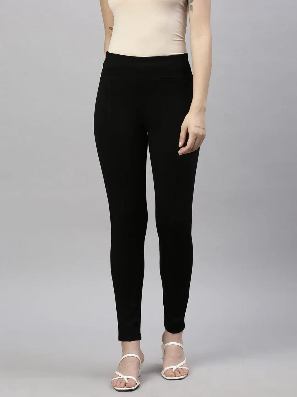 Women's Black Slim Fit Jeggings