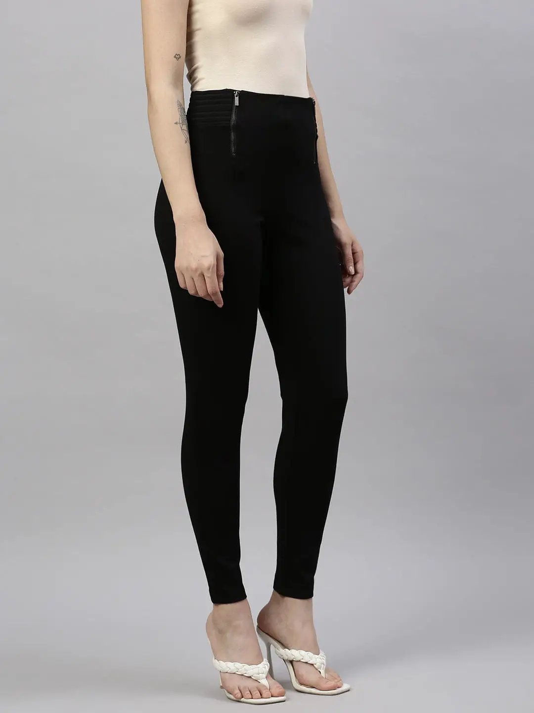 Women's Black Slim Fit Jeggings with Zip