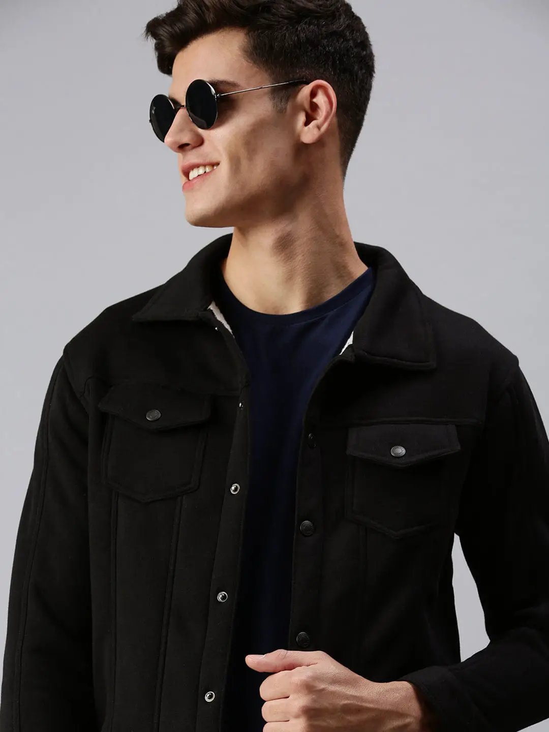 Men's Black Solid Sweatshirt