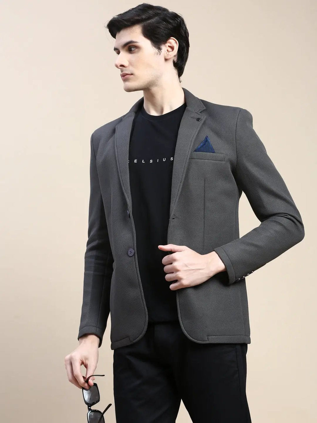 Men's Dark Grey Notched Lapel Slim-Fit Single-Breasted Blazer