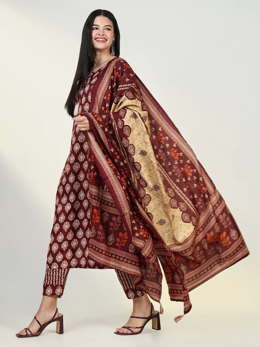 Women's Graphic Maroon Kurta Set with Dupatta