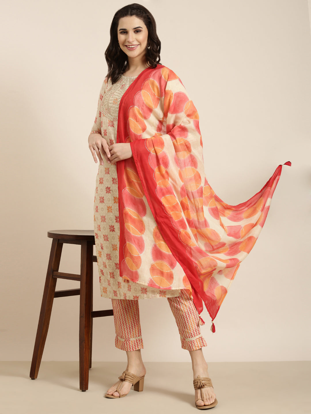 Women's Straight Beige Geometric Kurta Sets with Trousers & Dupatta