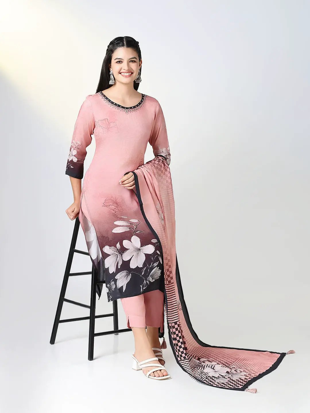 Women's Pink Floral Straight Kurta Set with Dupatta