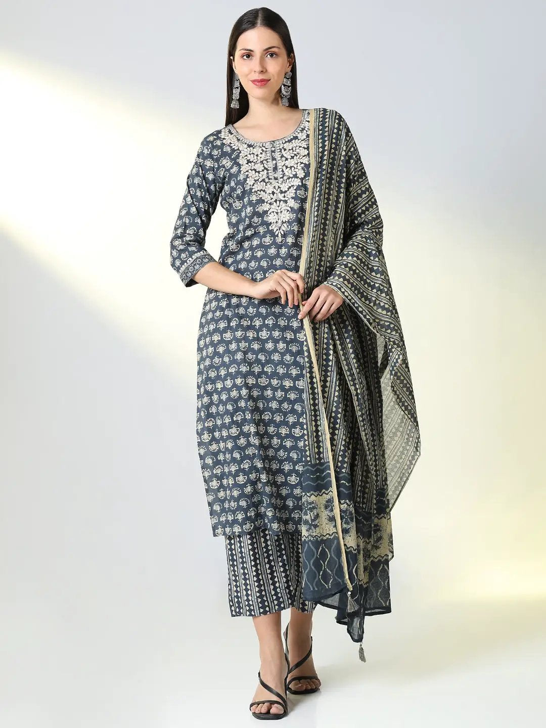 Women's Grey Graphic Straight Kurta Set with Dupatta