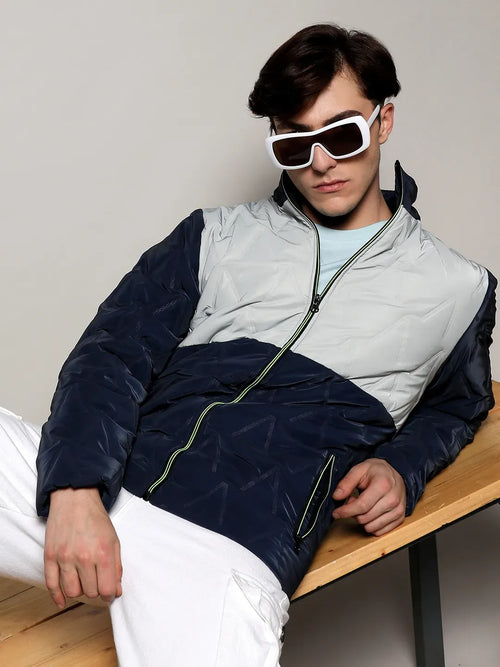 Contrast V Quilted Puffer Jacket