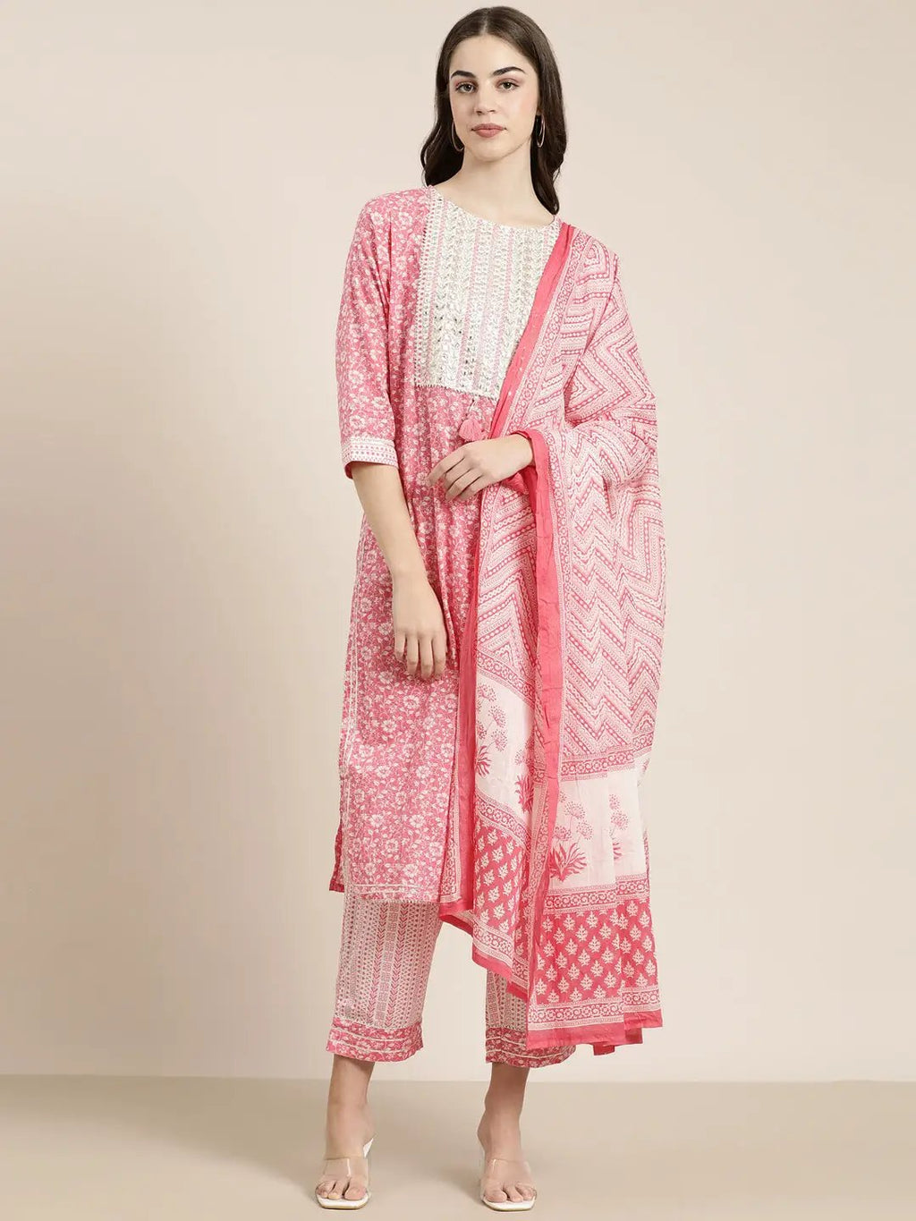 Women's Pink Floral Printed Mirror Work Straight Kurta Set With Dupatta