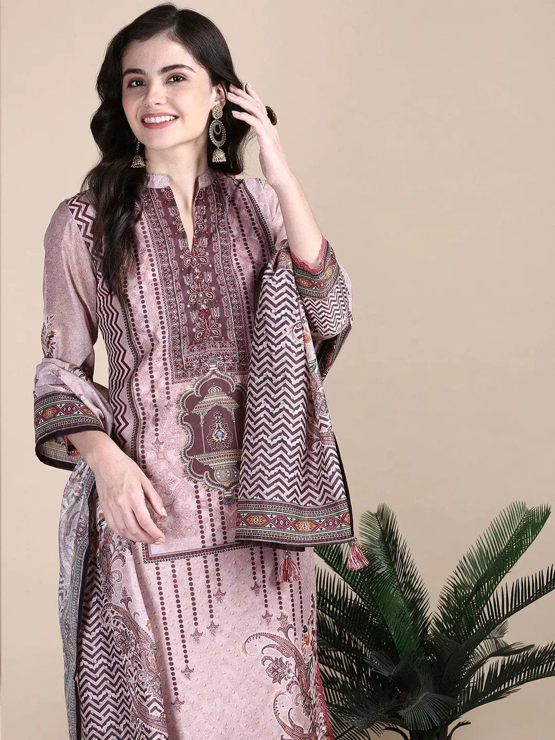 Women's Ethnic Motifs Peach Straight Kurta Set with Dupatta