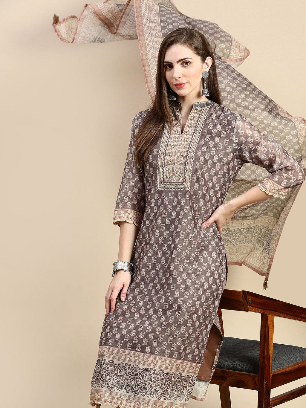Women's Ethnic Motifs Brown Straight Kurta Set with Dupatta