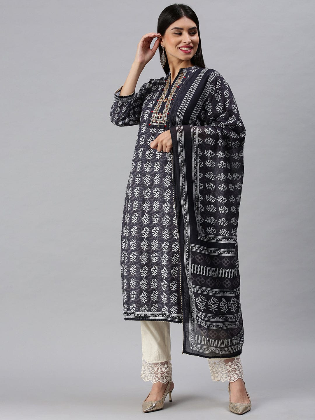Women's Straight Grey Printed Kurta Sets With Trousers
