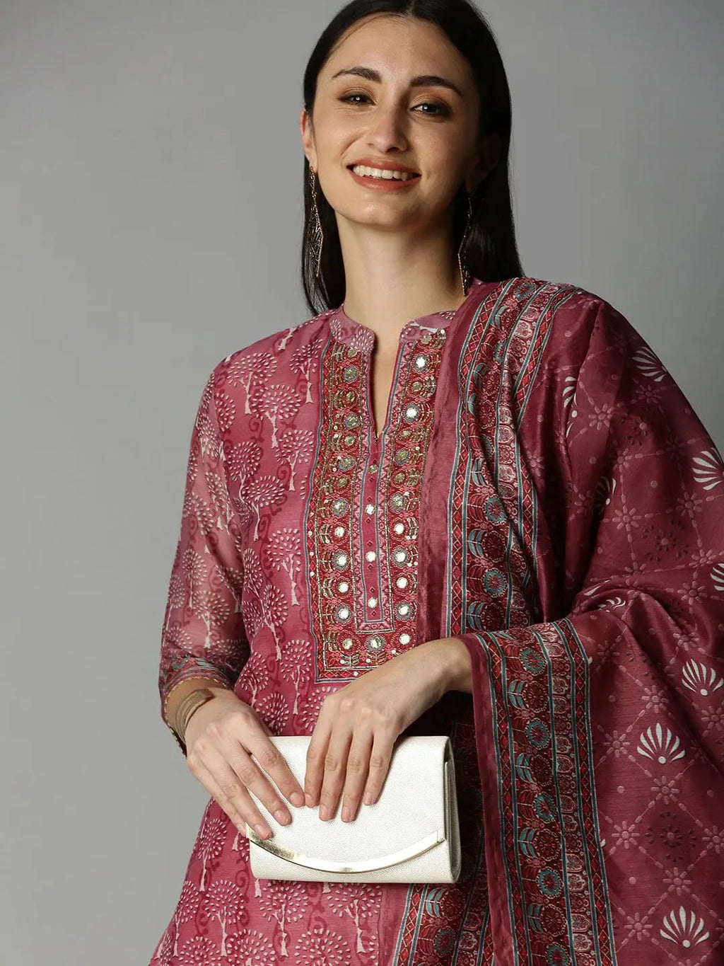 Women's Ethnic Straight Peach Printed Kurta Sets with Trousers & Dupatta