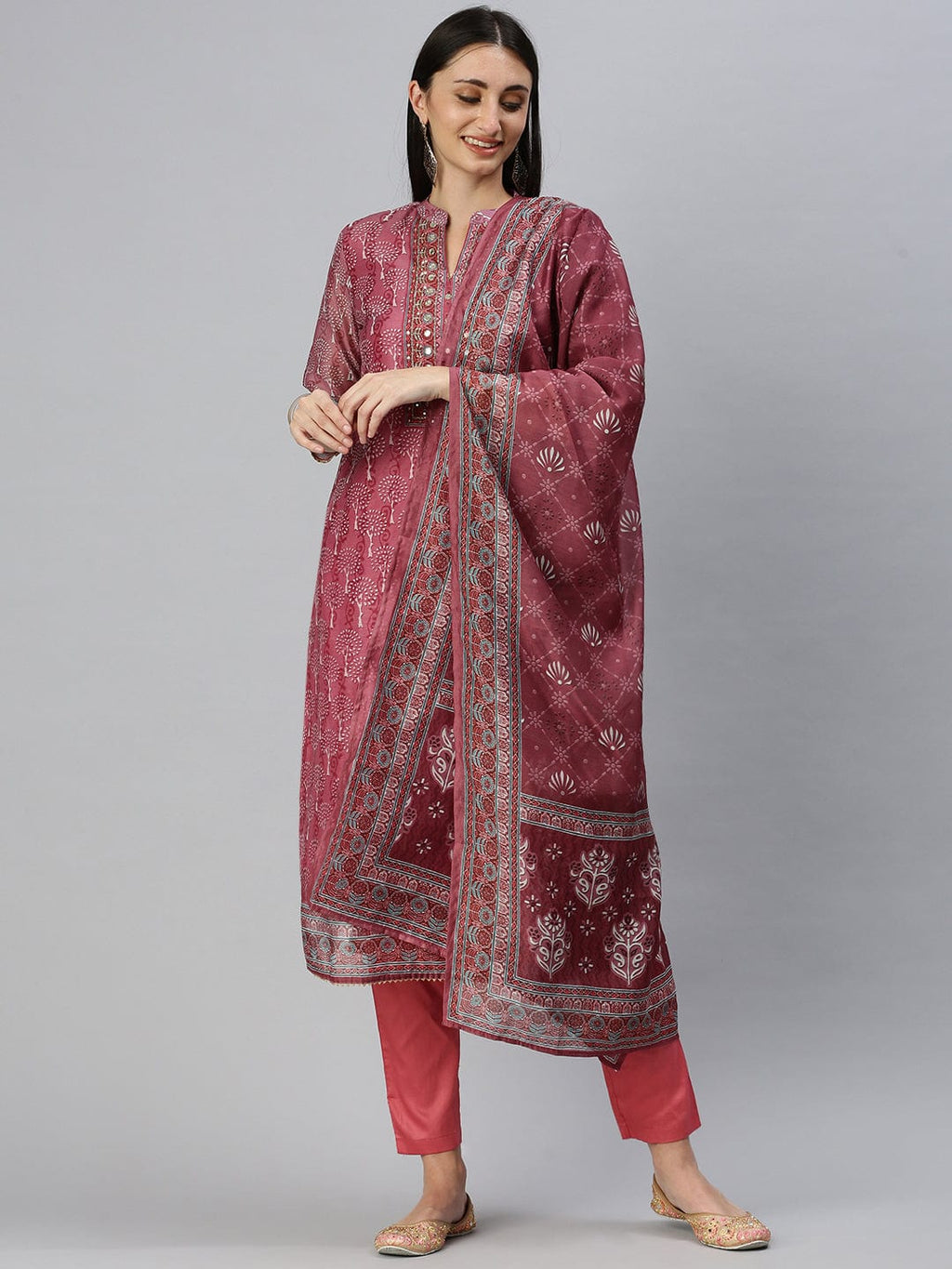 Women's Ethnic Straight Peach Printed Kurta Sets with Trousers & Dupatta
