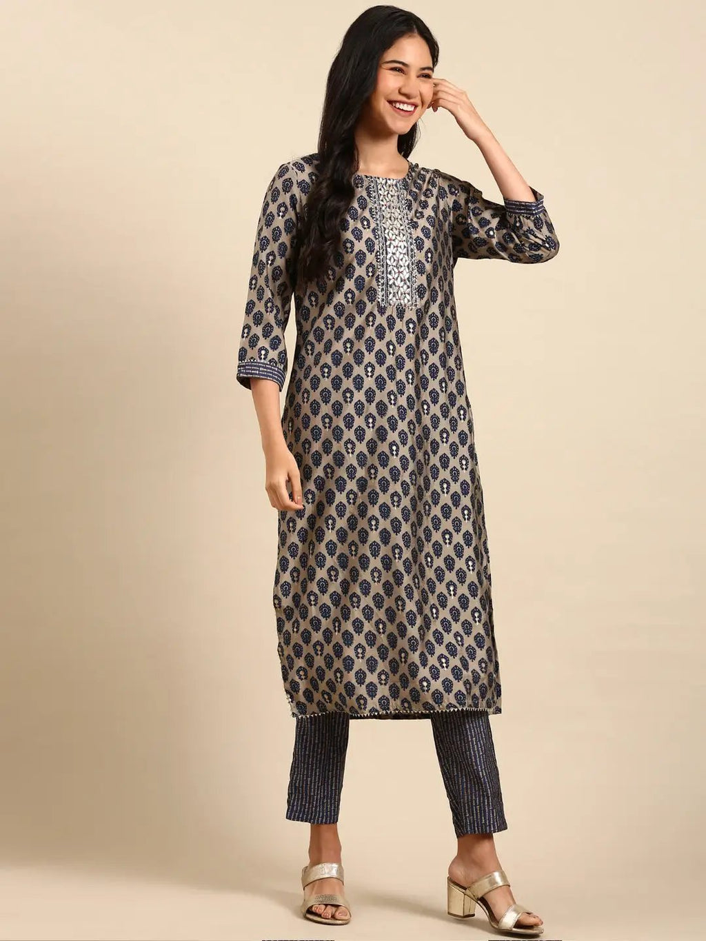 Women's Graphic Grey Ethnic Straight Kurta Set with Dupatta