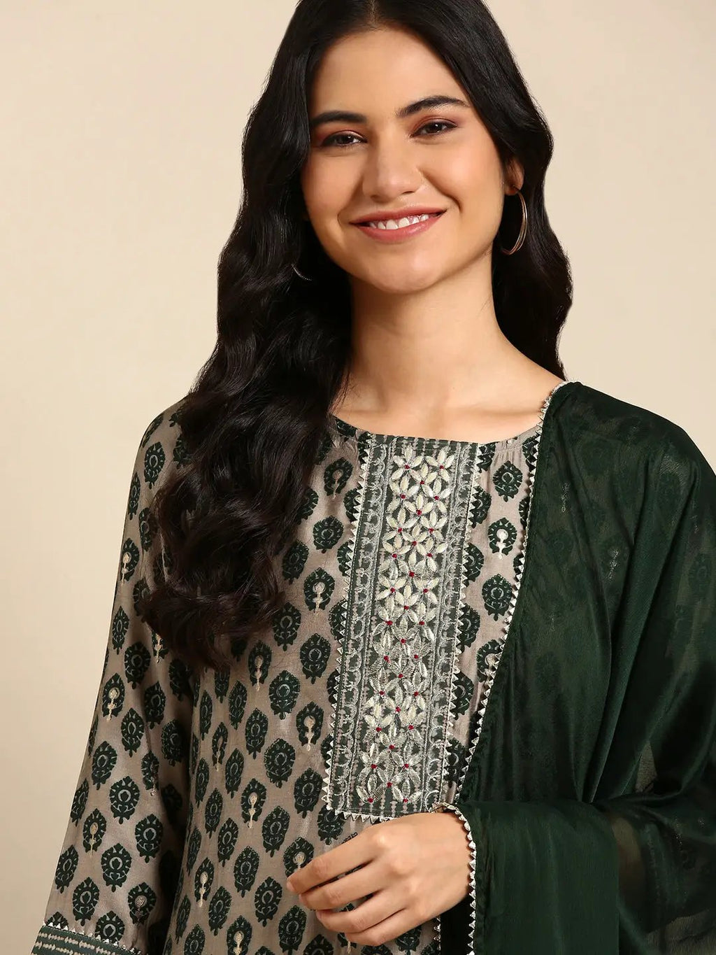 Women's Graphic Ethnic Grey Straight Kurta Set with Dupatta