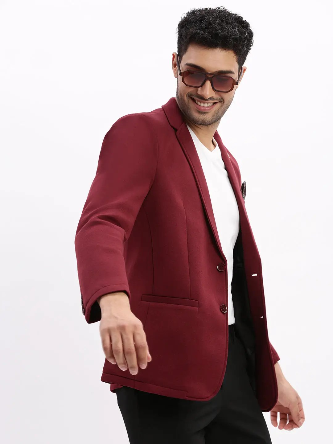 Men's Burgundy Tailored Single-Breasted Blazer with Notched Lapel