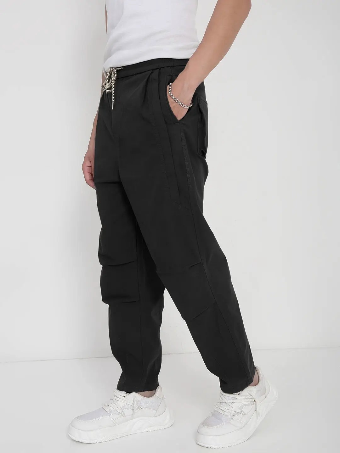 Men's Black Relaxed Fit Trouser