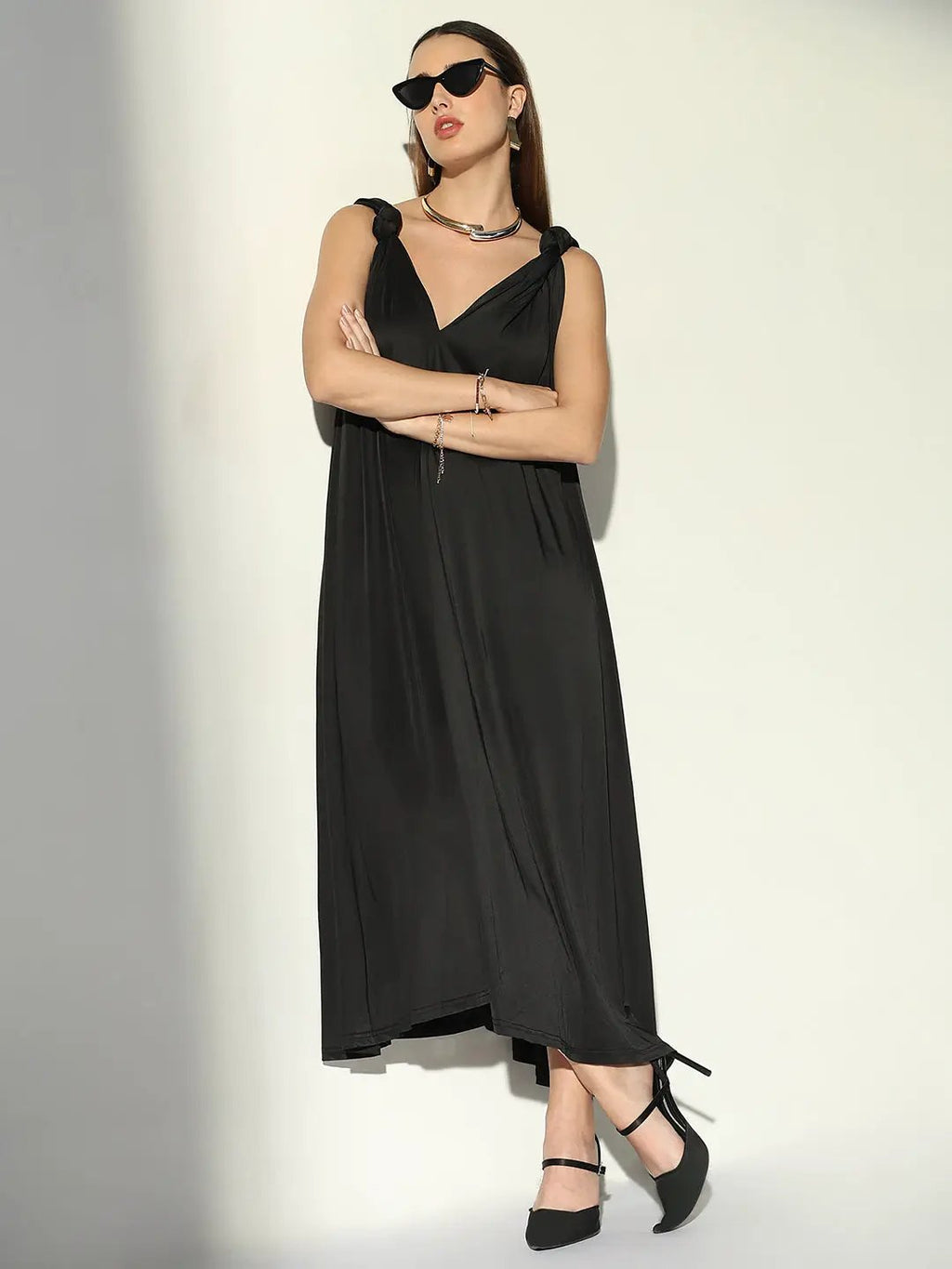 Women's Black Knot Strap V-Neck A-Line Midi Dress