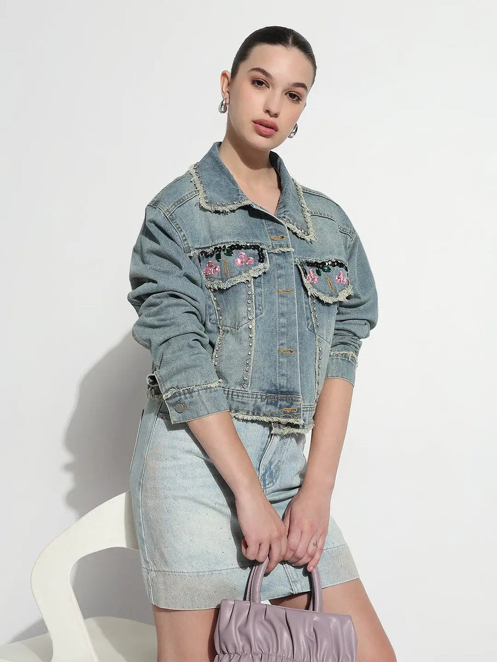 Women's Embellished Blue Spread Collar Relaxed Fit Denim Jacket