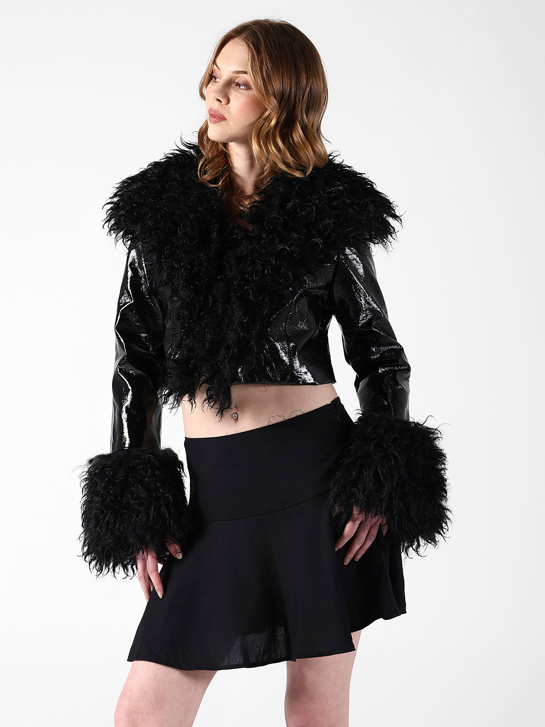 Women's Textured Black Cropped Jacket with Faux Fur Detail