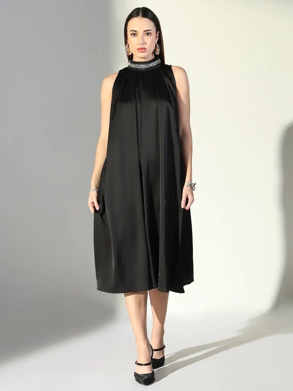 Women's Embellished Neck Black Pleated Midi Dress