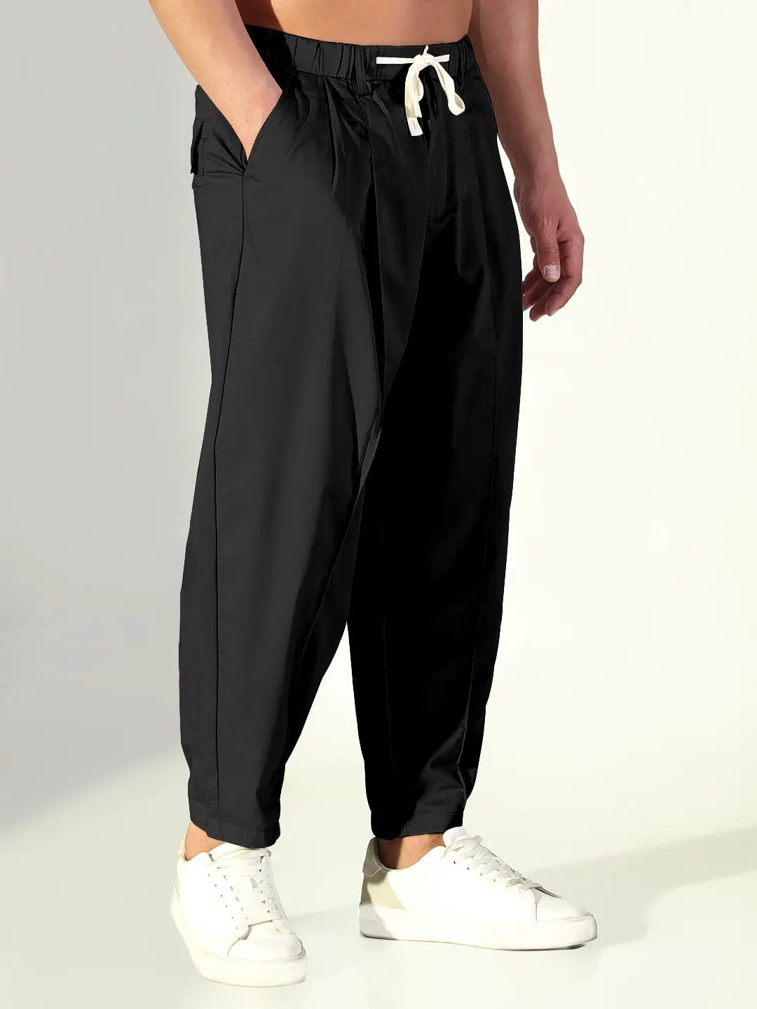 Men's Black Relaxed Fit Korean Trouser