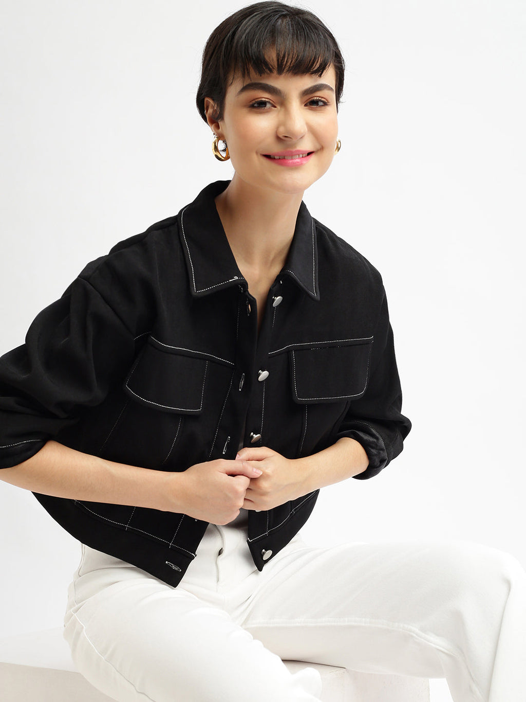 Women's Black Spread Collar Solid Cotton Casual Tailored Windcheater Jacket