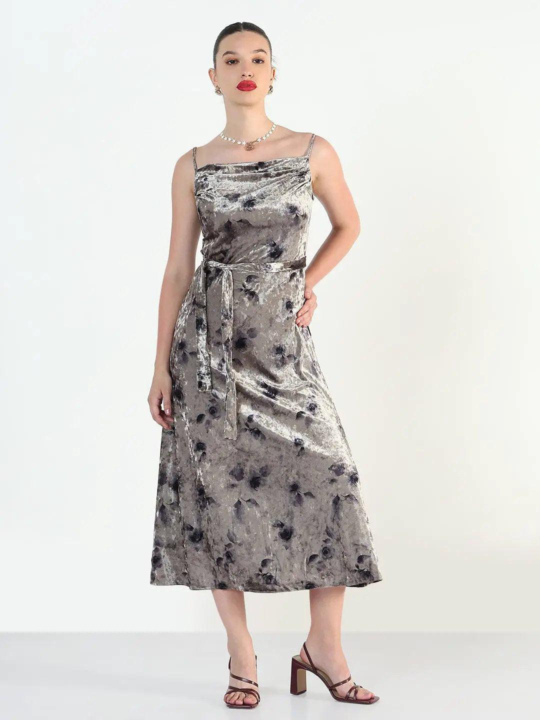 Women's Sleeveless Grey Velvet Midi Cami Dress