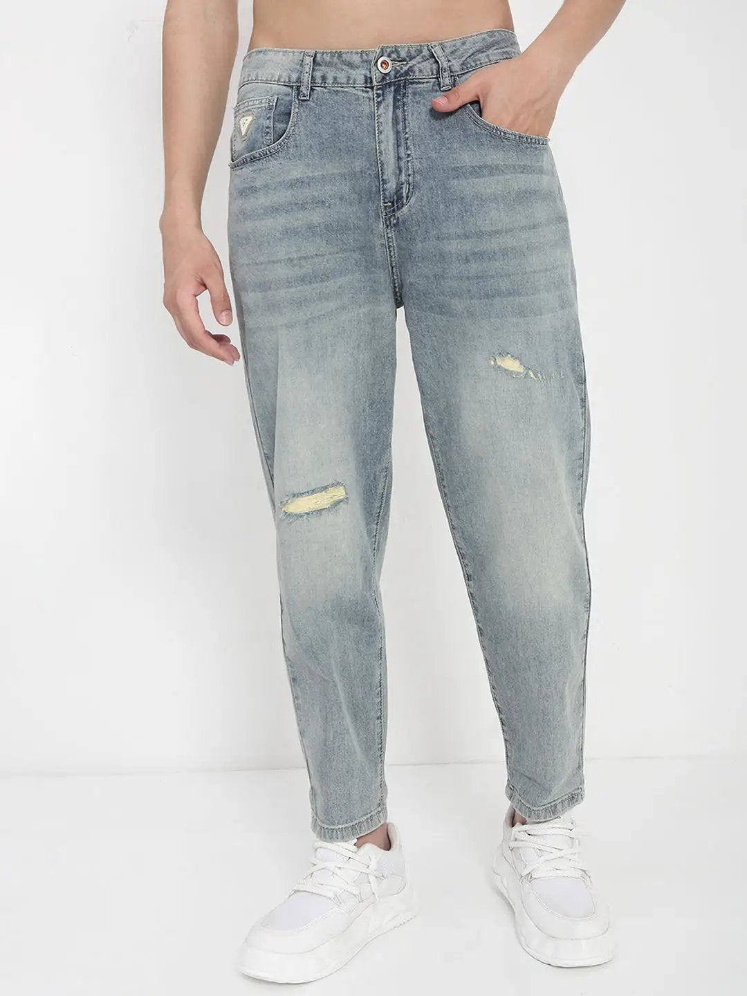 Men's Blue Distressed Relaxed Fit Jeans