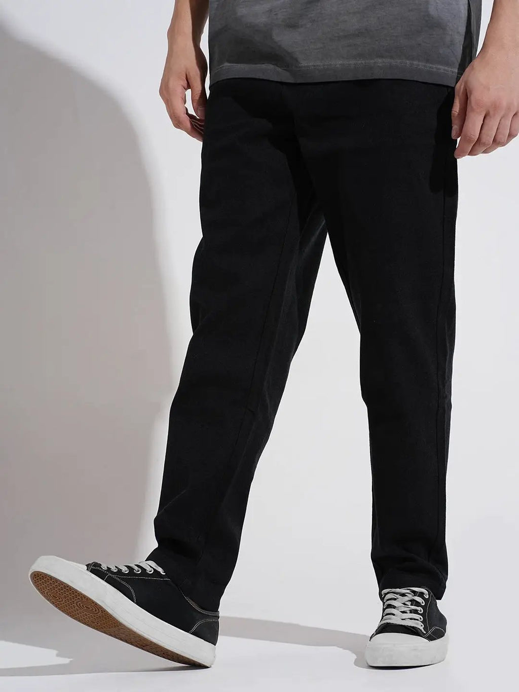 Men's Black Tapered Fit Trousers