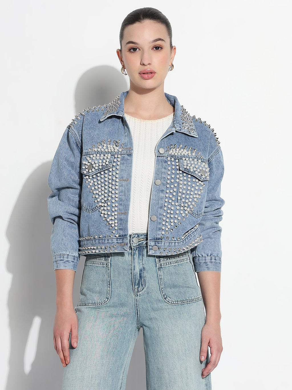 Women's Embellished Blue Spread Collar Relaxed Fit Denim Jacket
