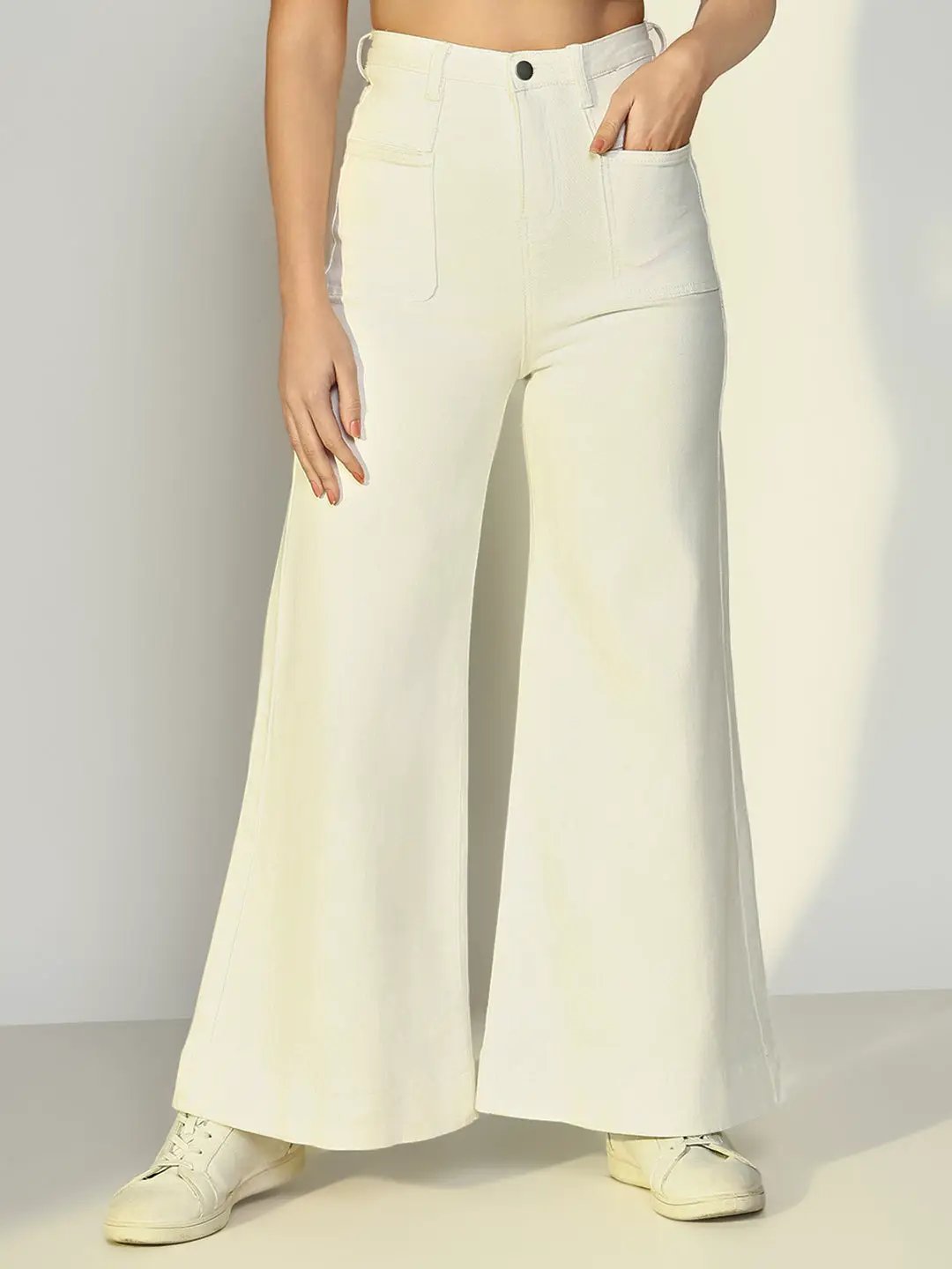 Women's White High Rise Flare Fit Jeans