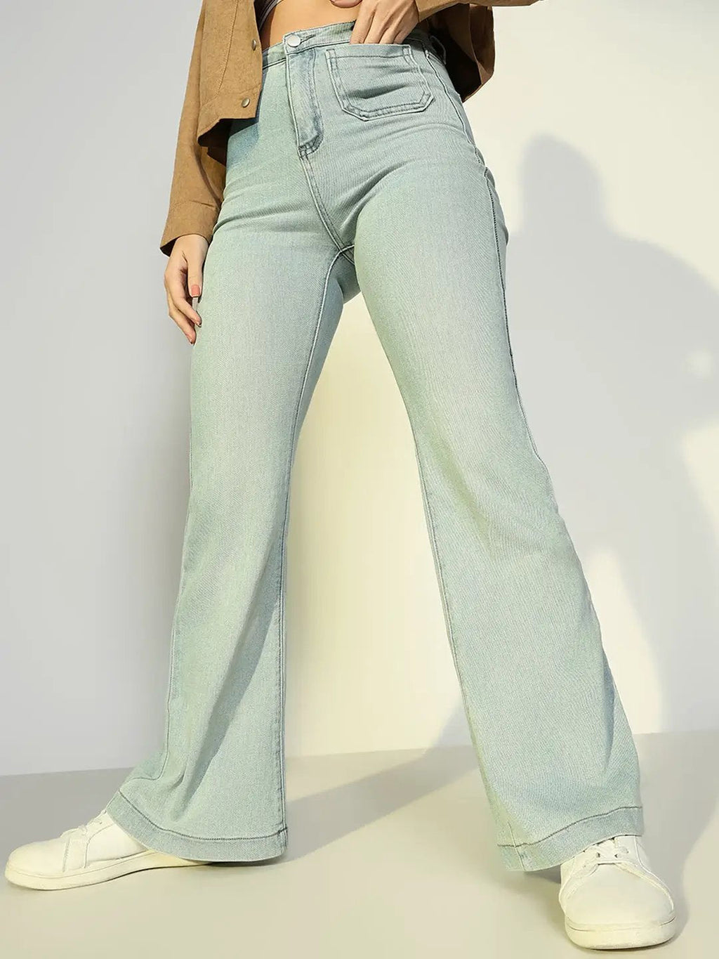 Women's Blue High Rise Flare Fit Jeans with single front Pocket