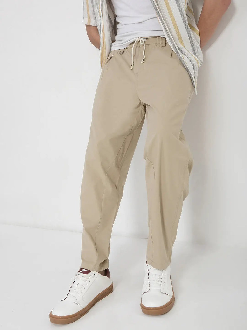 Men's Cotton Beige Relaxed Fit Trousers