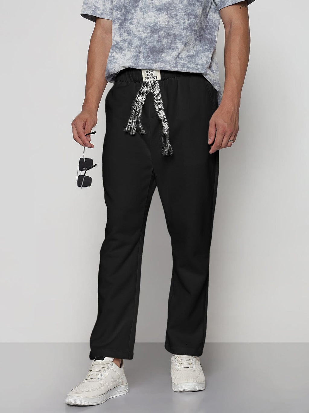 Men's Black Relaxed Fit Trousers