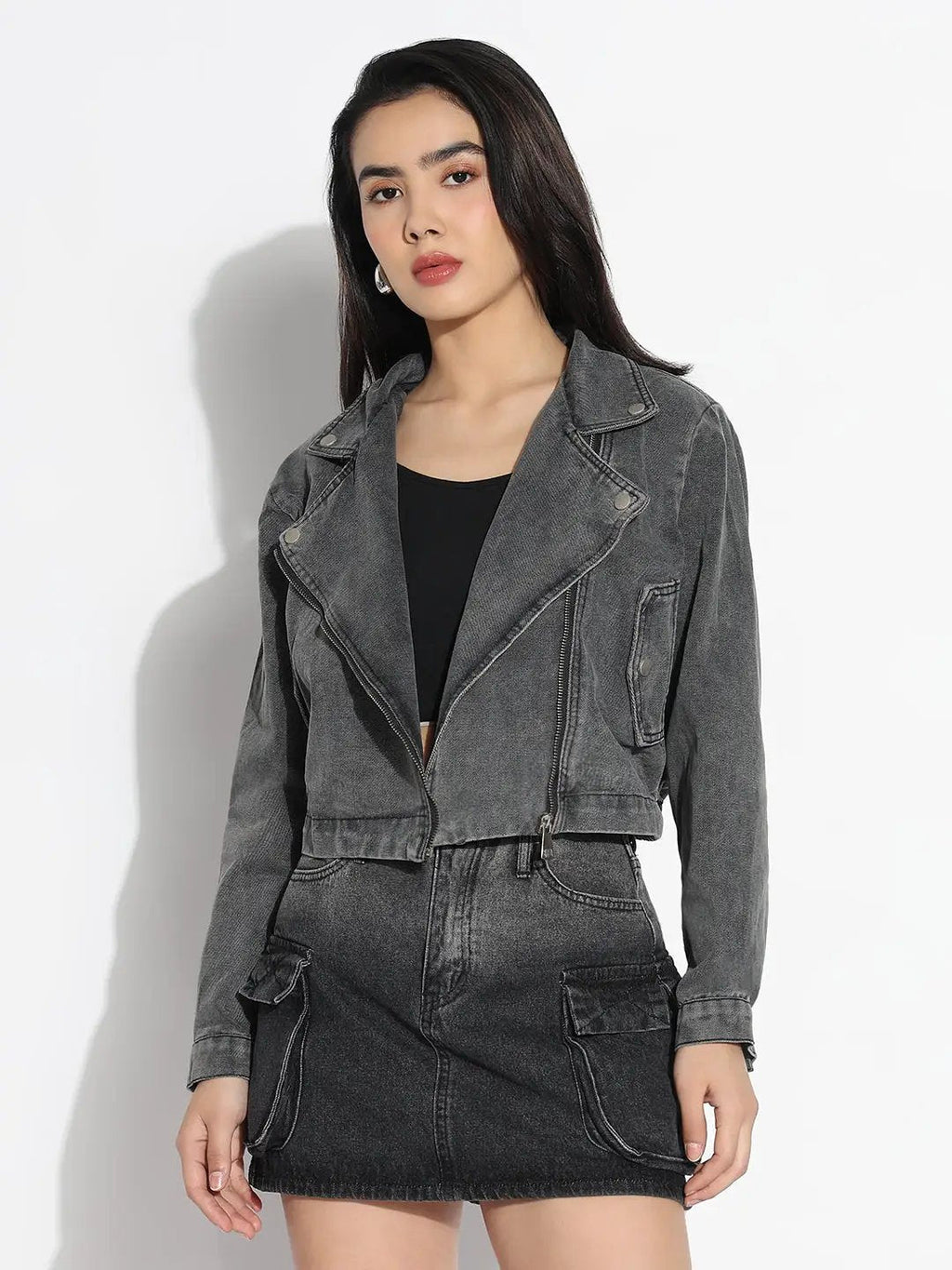 Women's Solid Grey Spread Collar Denim Jacket