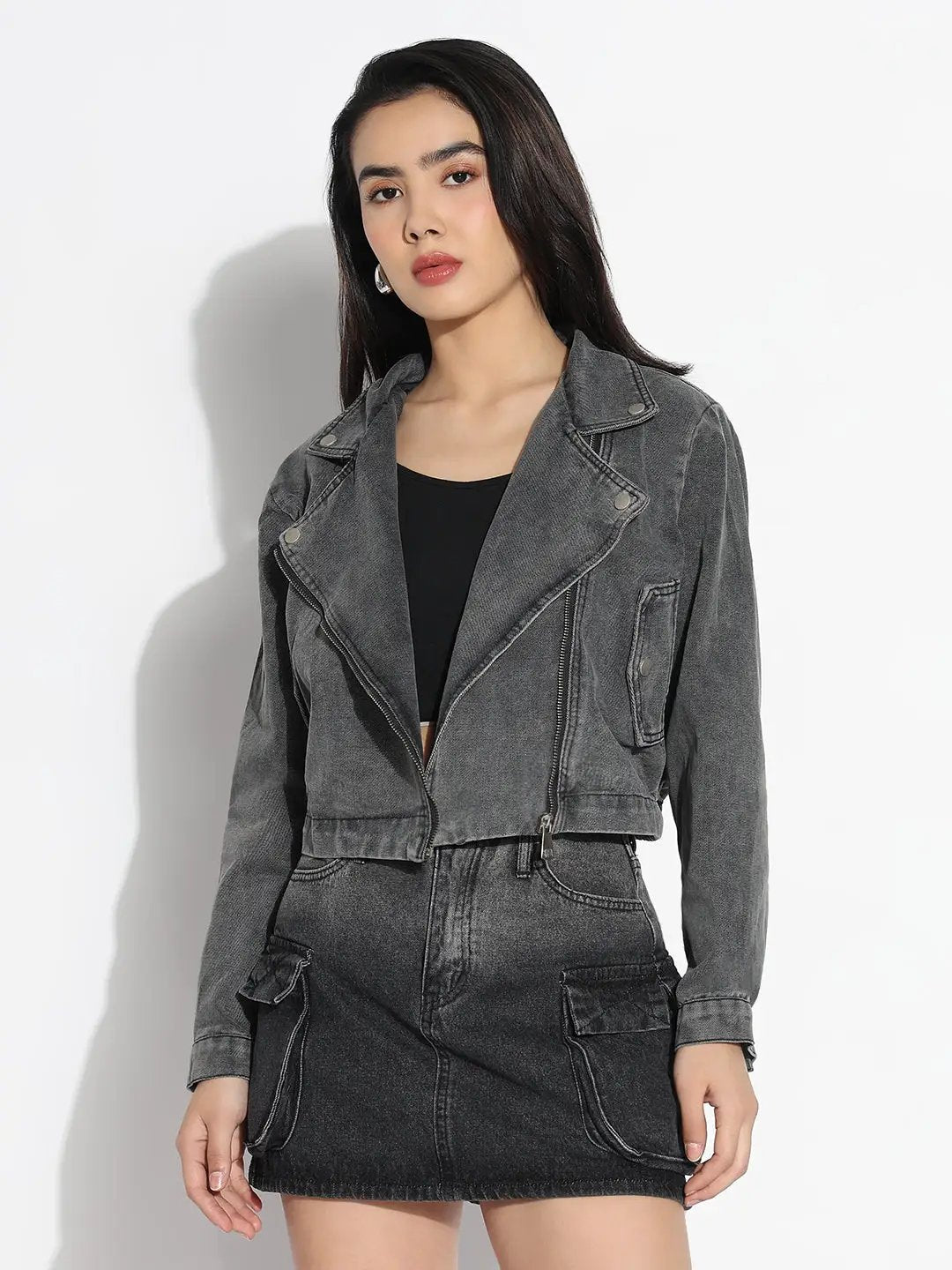 Women's Solid Grey Spread Collar Denim Jacket