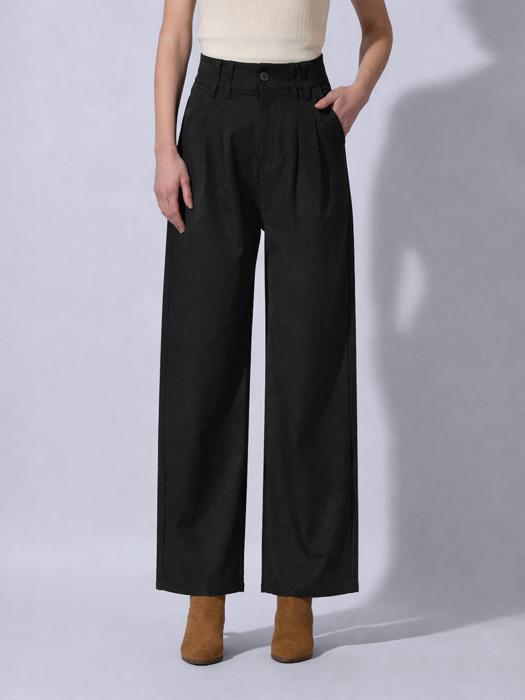 Women's Black Relaxed Fit Wide Leg Trousers