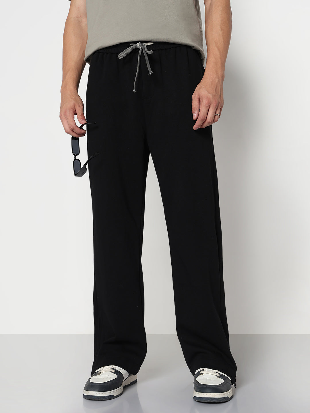 Men's Black Relaxed Fit Trouser