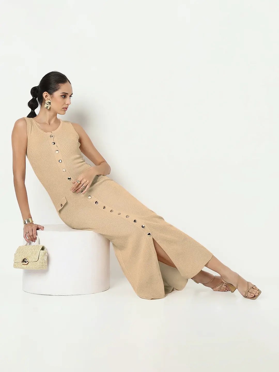 Women's Beige Sleeveless Button-Down Maxi Dress with Front Slit