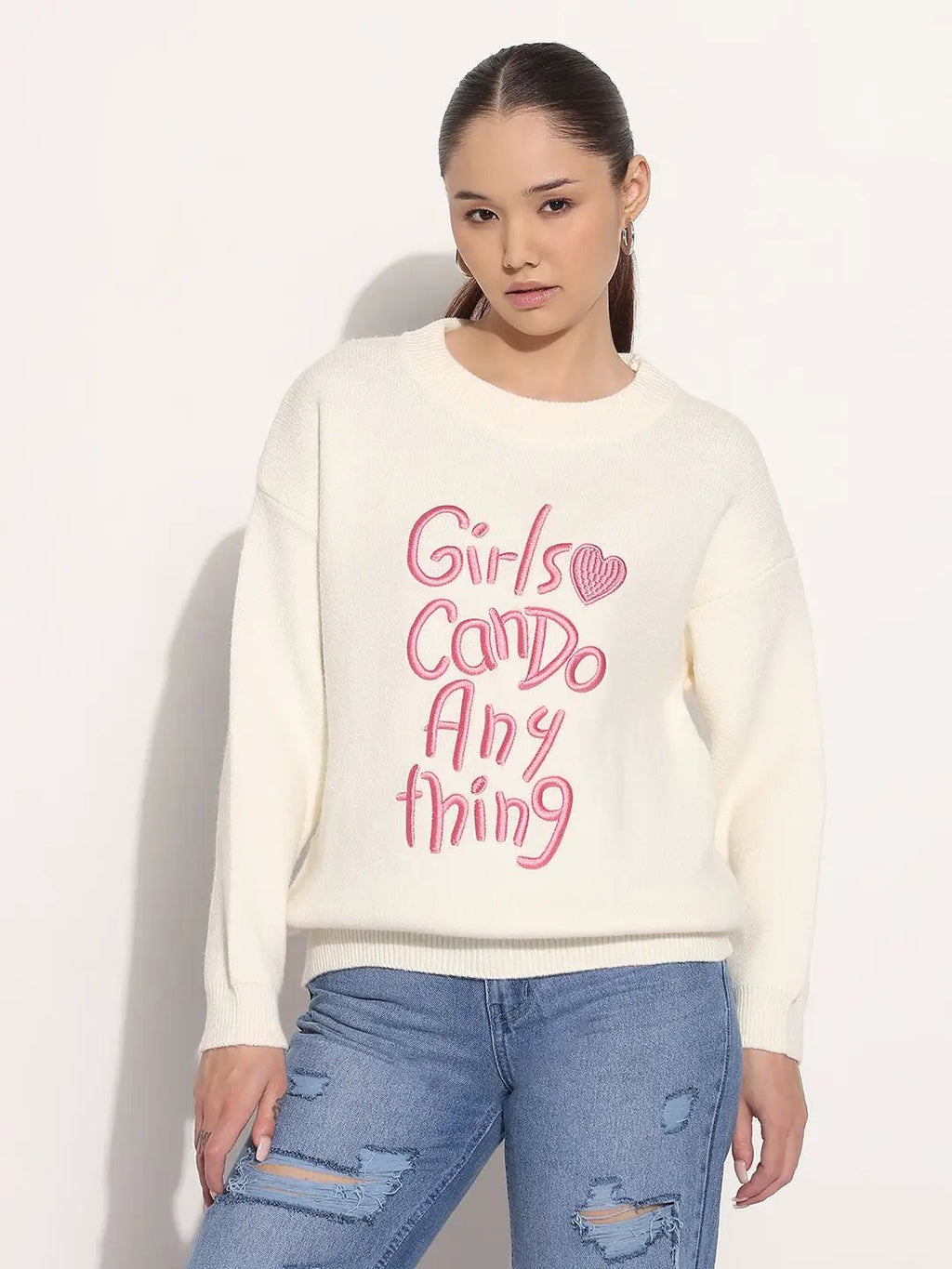 Women's Embroidered Cream Round Neck Knitted Pullover Top