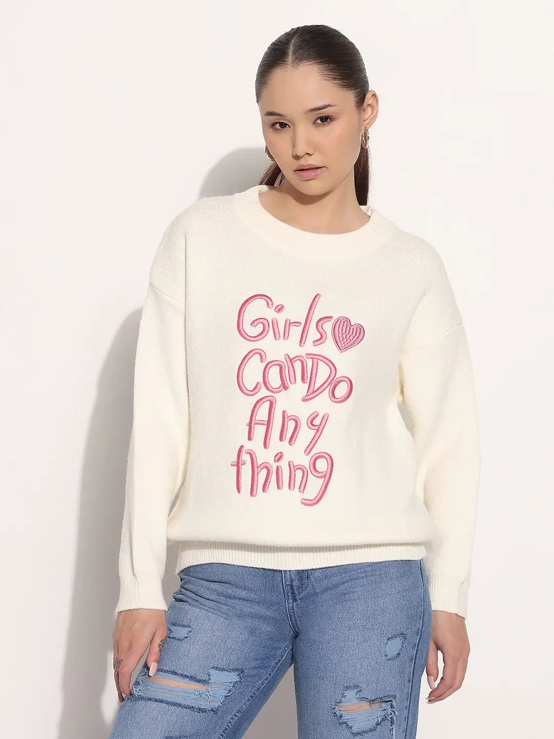 Women's Embroidered Cream Round Neck Knitted Pullover Top