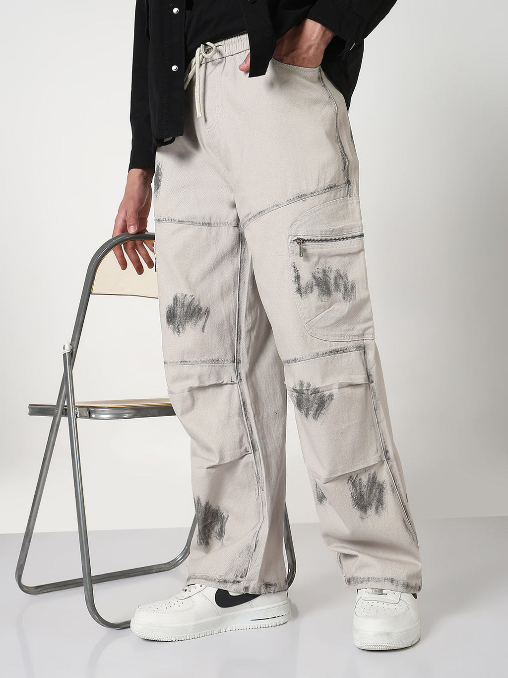Men's Grey Straight Fit Cargo Jeans