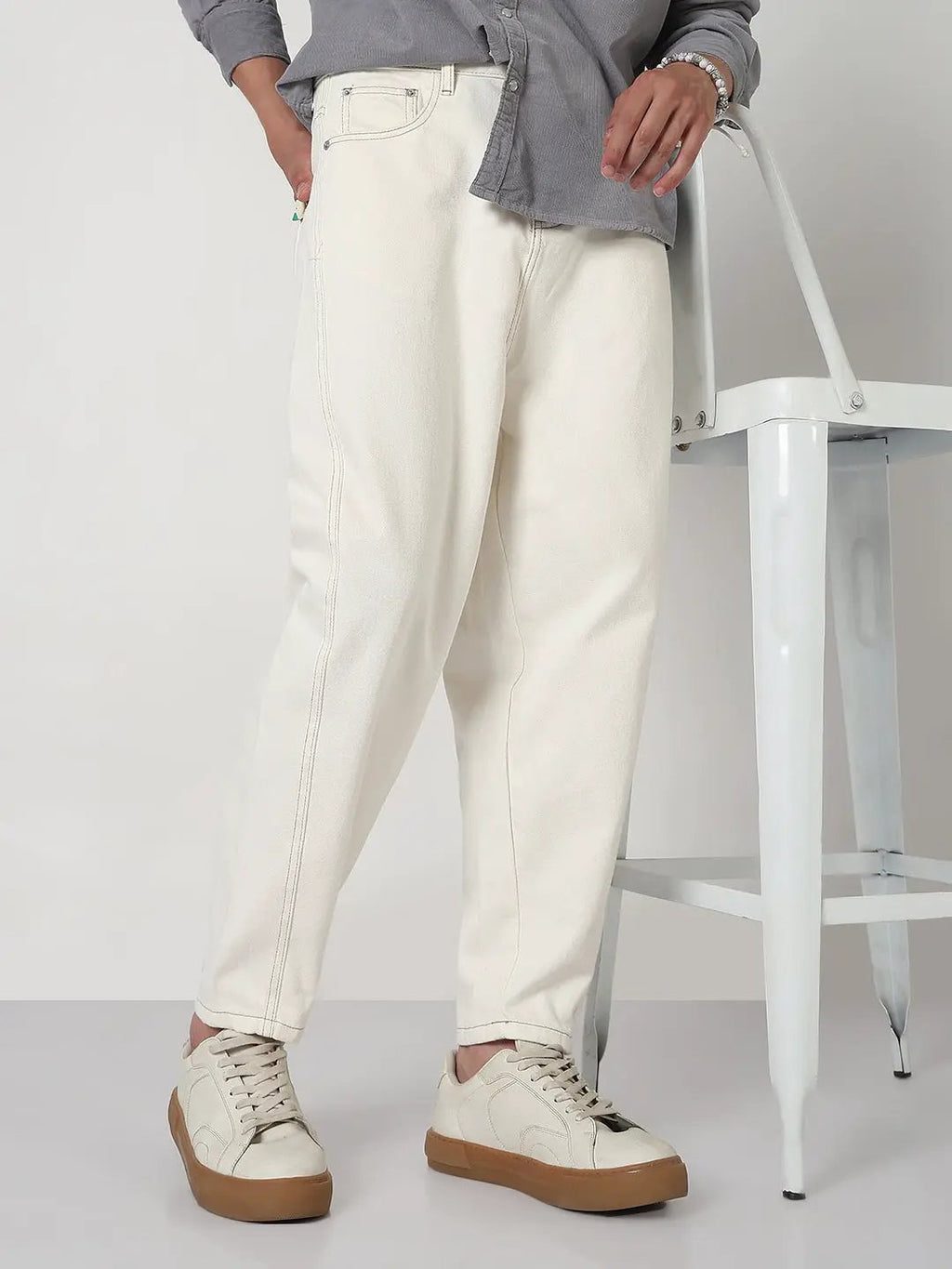 Men's Off White Barrel Fit Jeans