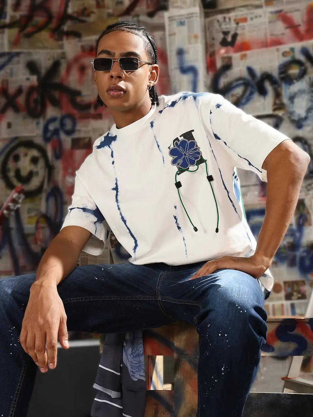 Men's Casual White & Blue Tie & Dye T-Shirt
