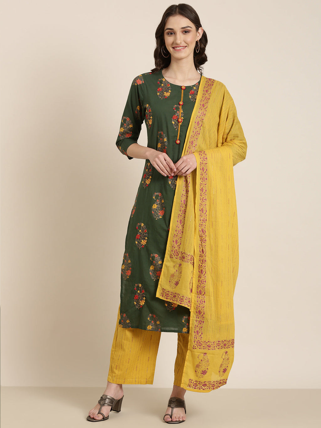 Women's Green Floral Printed Regular Thread Work Kurta Set With Dupatta