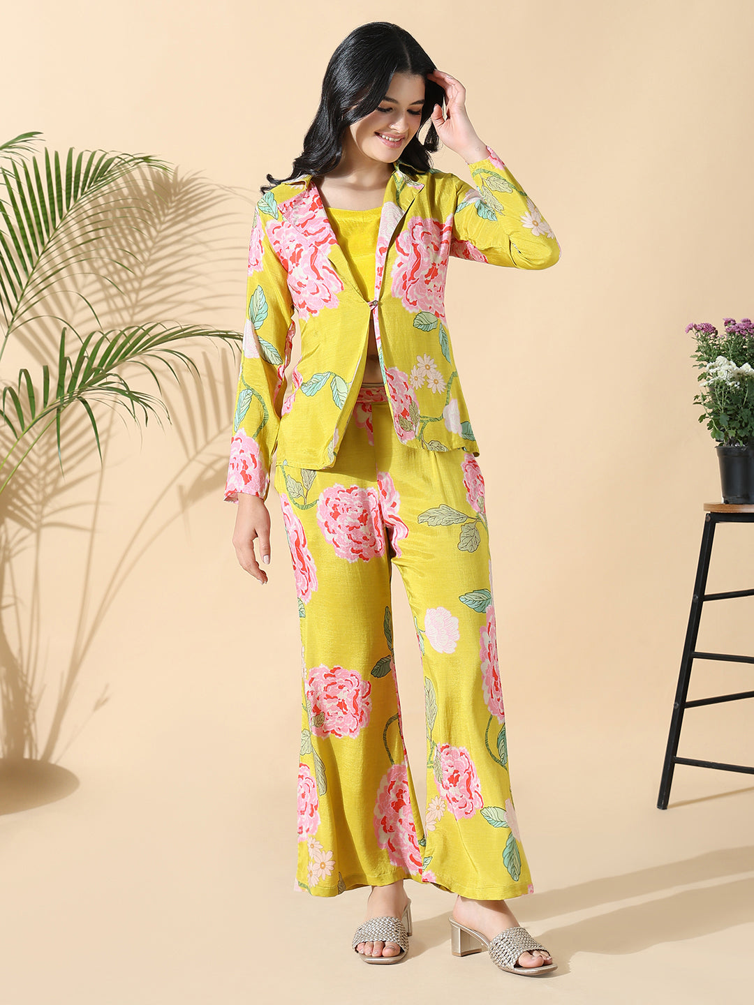 Women's Yellow Printed Kurta Set with Blazer