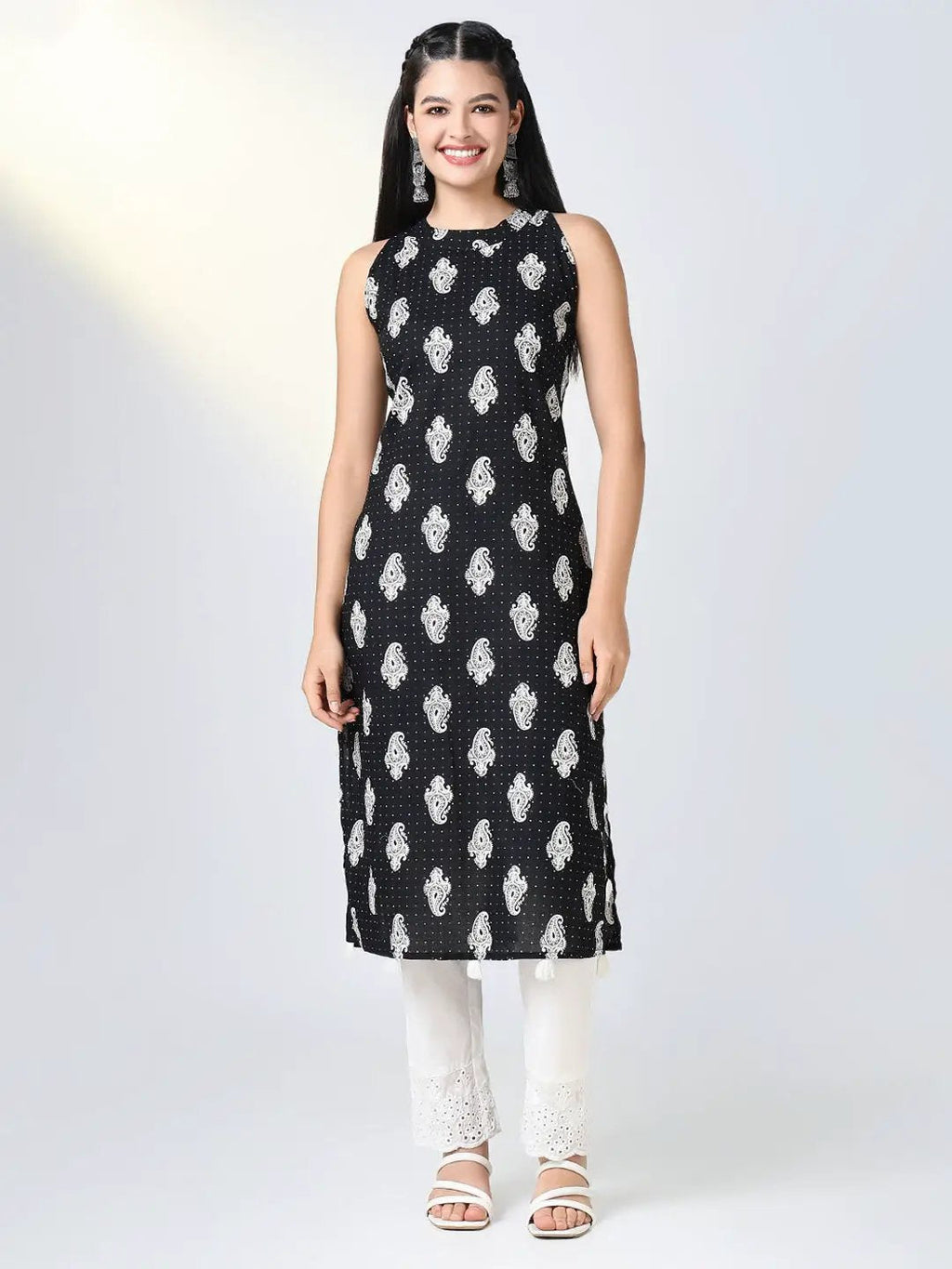 Women's Black Paisley Print Straight Kurta Set
