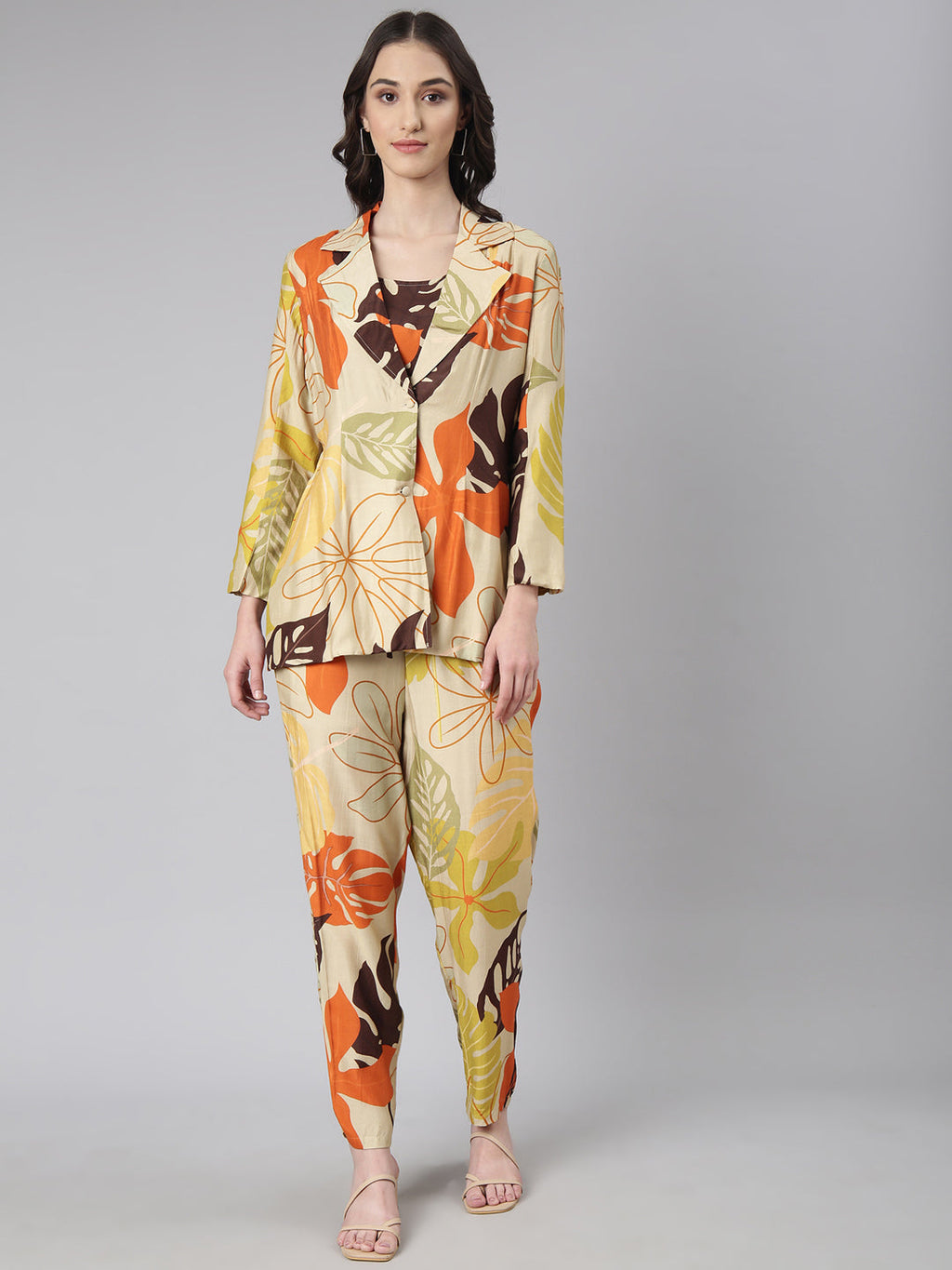 Women's Beige Printed Co-Ords Set With Jacket